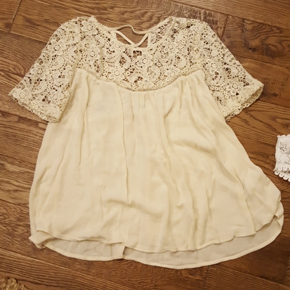 Tops - Size medium top